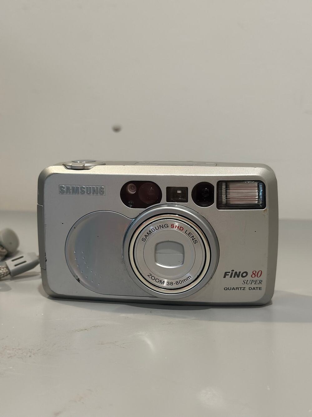 Samsung Fino 80 Super Quartz Date 35mm Film Camera Zoom 38-80mm Case Tested
